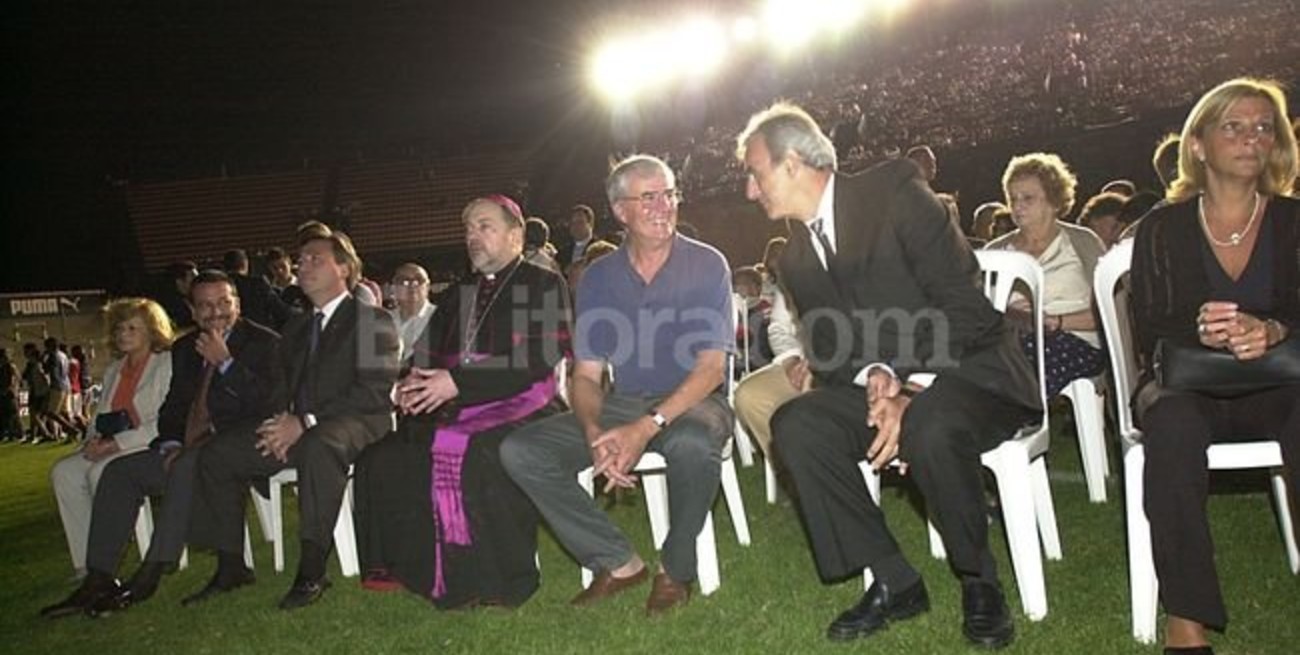 Fossati vuelve al estadio al que le donó la Virgen de Guadalupe
