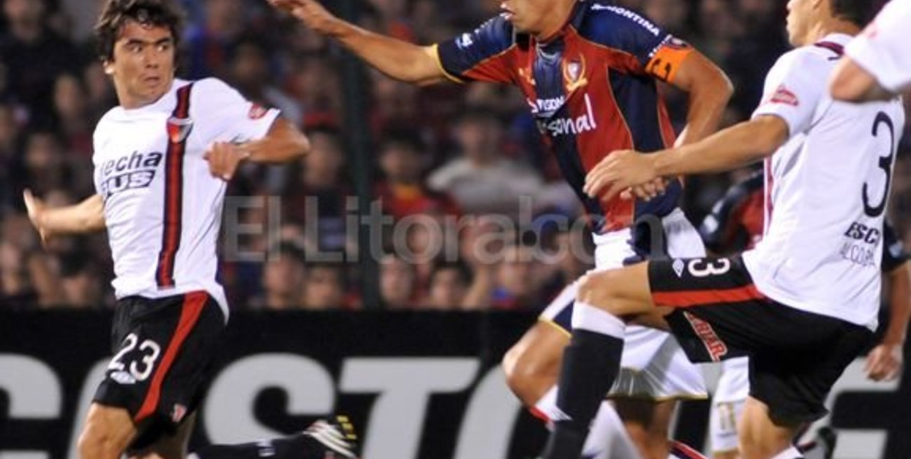 Derrota e incidentes en Paraguay