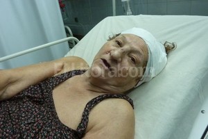 Madre e hija heridas en un asalto