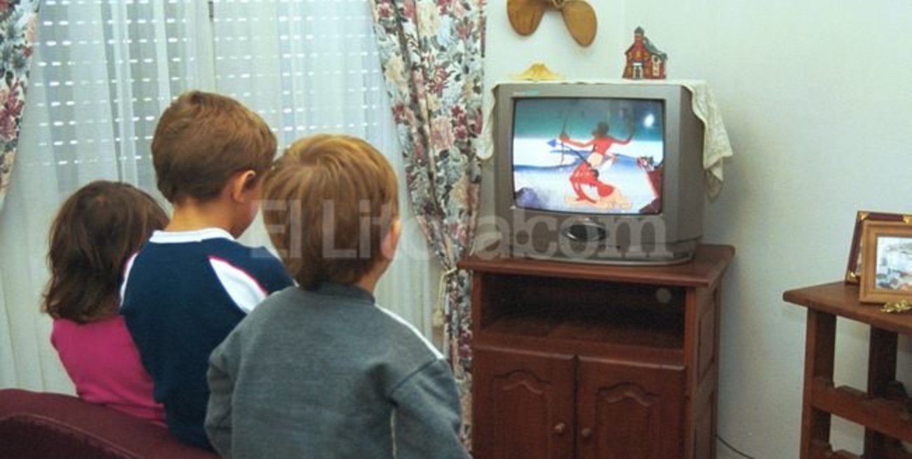 El 98% de los argentinos mira unas 3 horas diarias de televisión