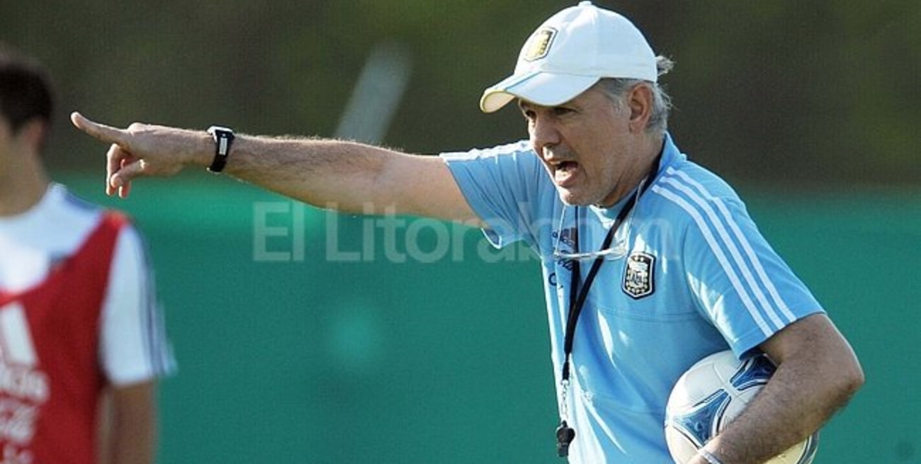 Sabella citó a Augusto Fernández, Maximiliano Rodríguez y Agustín Orión