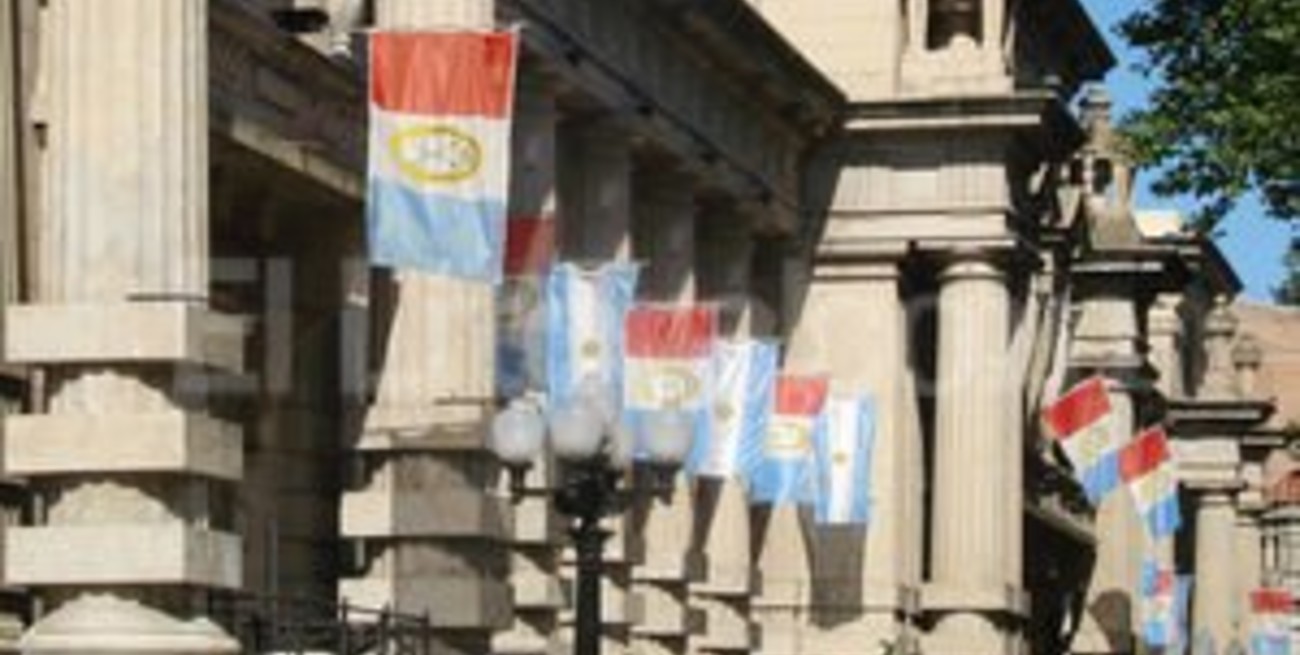 Polémica tras una fallida reunión entre el gobierno y la oposición