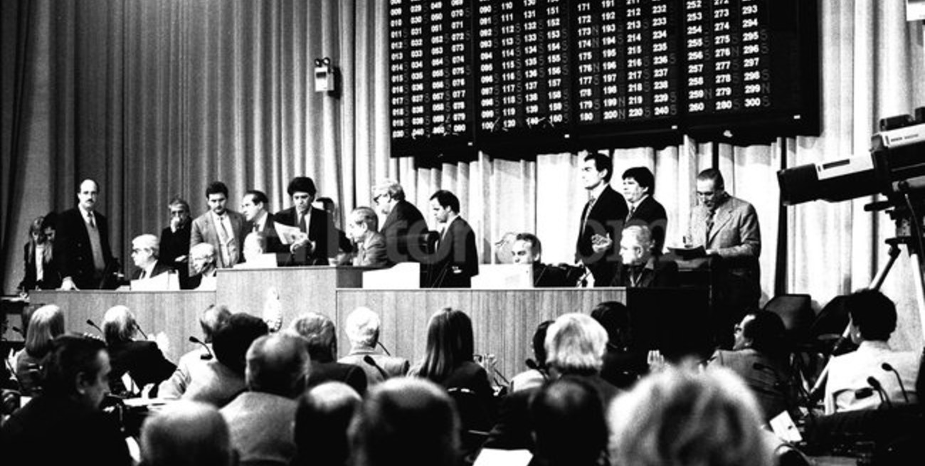 Convencionales constituyentes del '94 visitan la ciudad