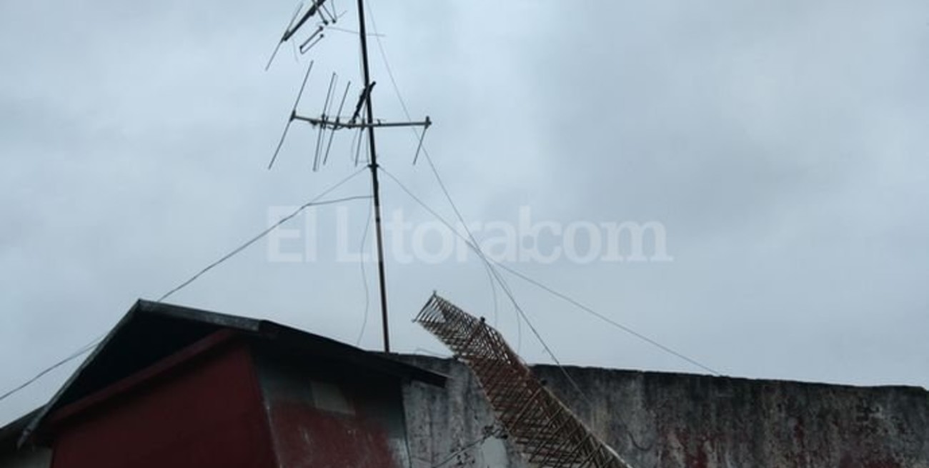 Murió al caer de una antena