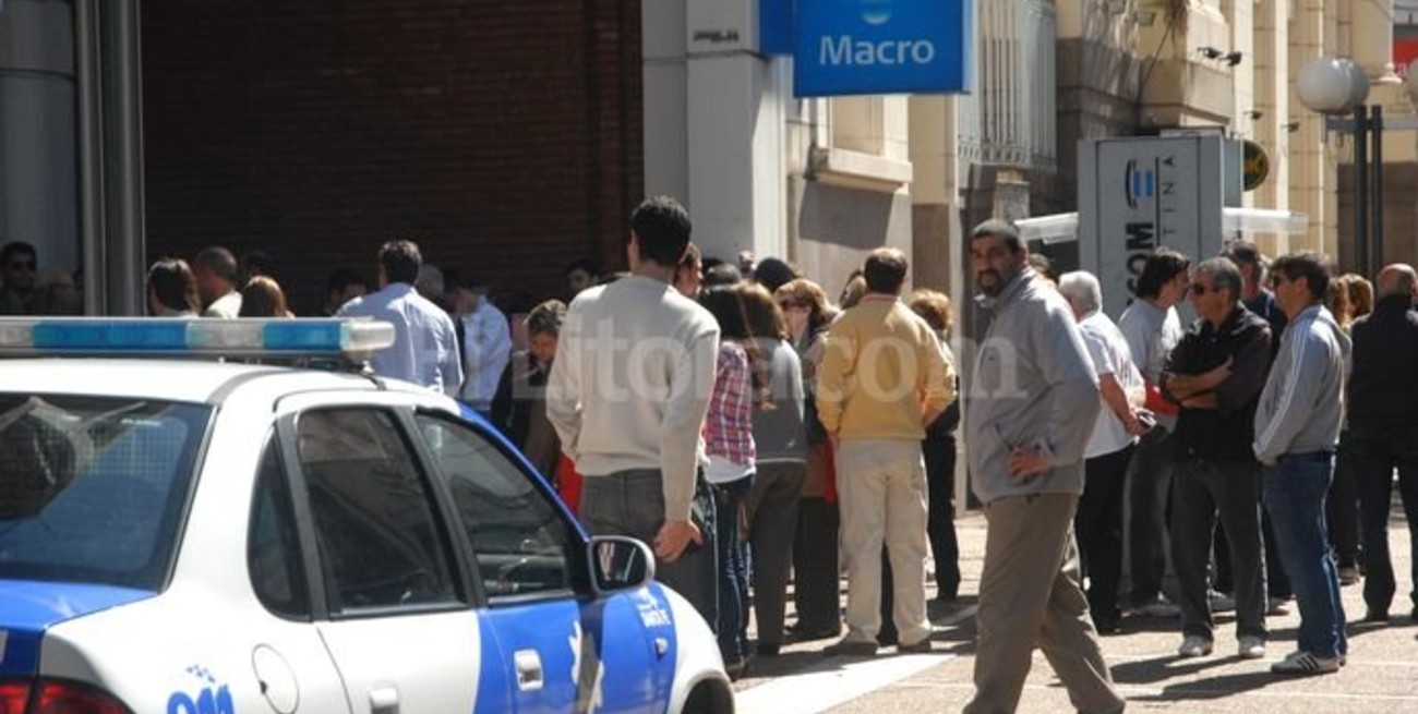 Millonario golpe en el Banco Macro