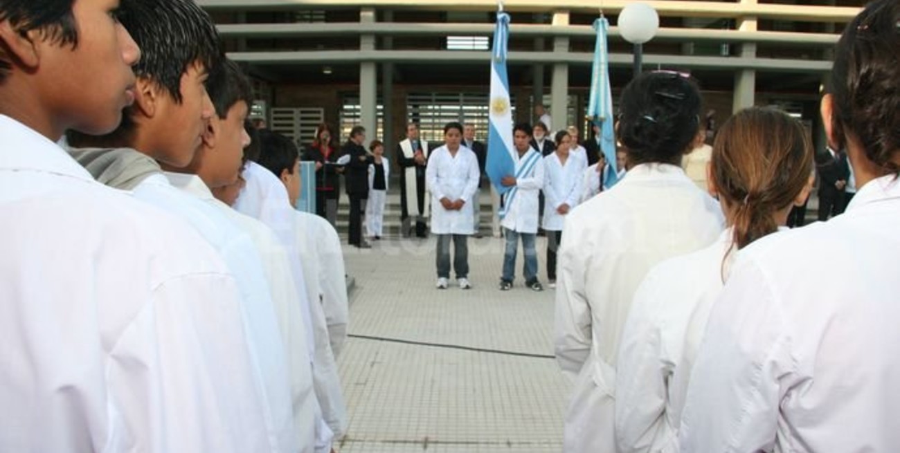Unas 20 mil becas se otorgan a los alumnos de secundaria