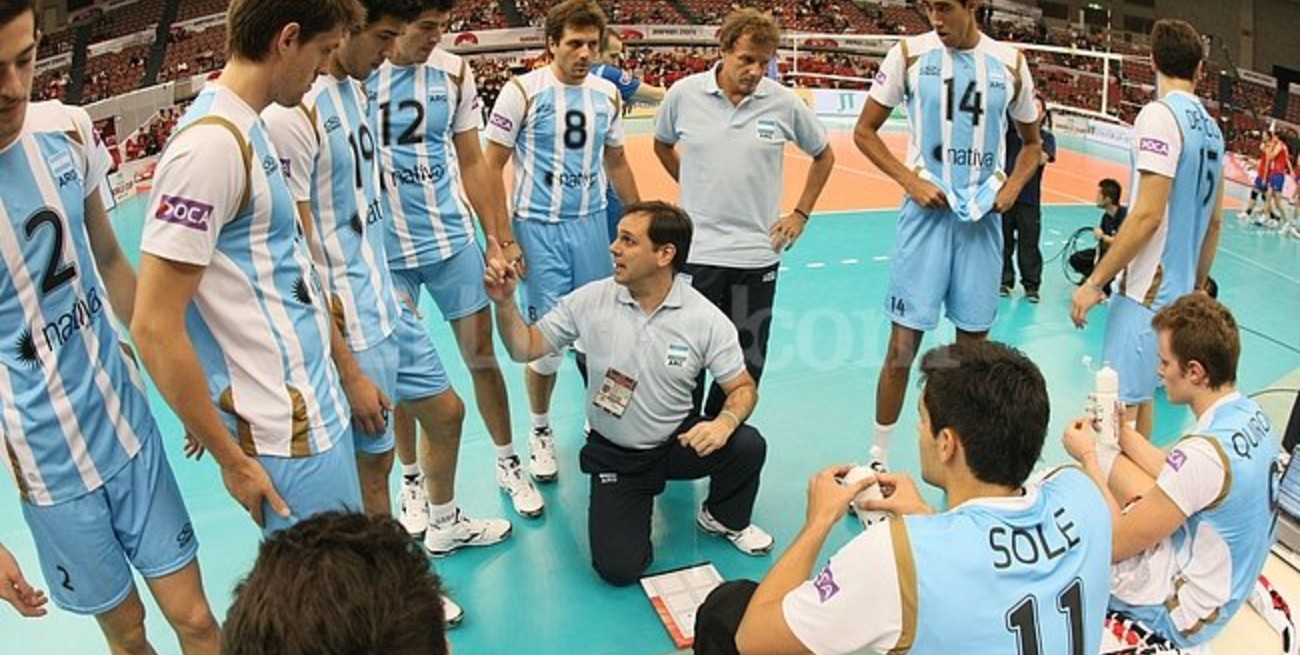 Javier Weber seguirá al frente de la Selección de voley