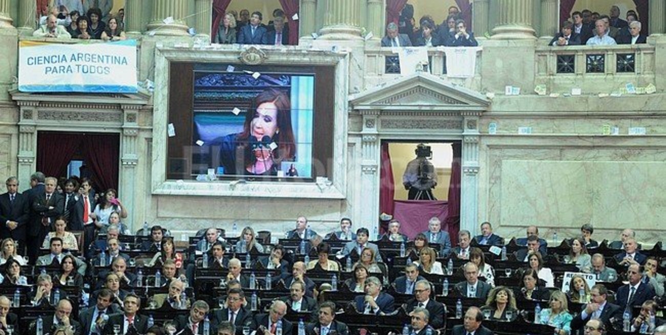 Cristina abrumó con cifras para defender su gestión