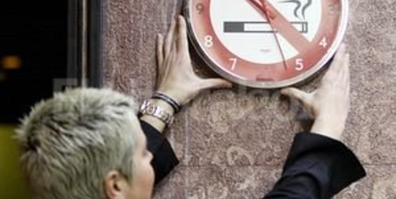 Dejar de fumar antes de los 40 años mejora la expectativa de vida en una década