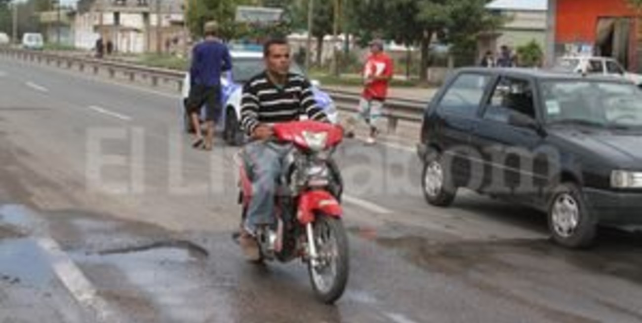 Instalan cinemómetros en las avenidas Blas Parera y Peñaloza