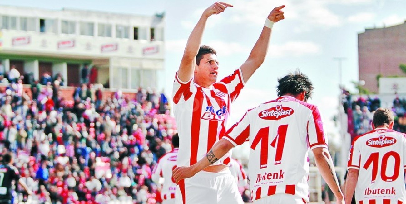 Unión ganó 1 a 0 con gol del 'Potro' Salinas