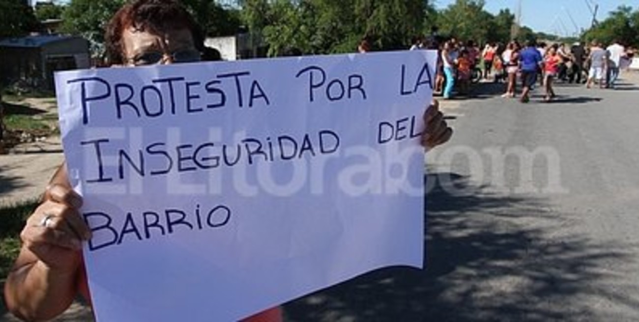 Protesta y corte en el puente Oroño