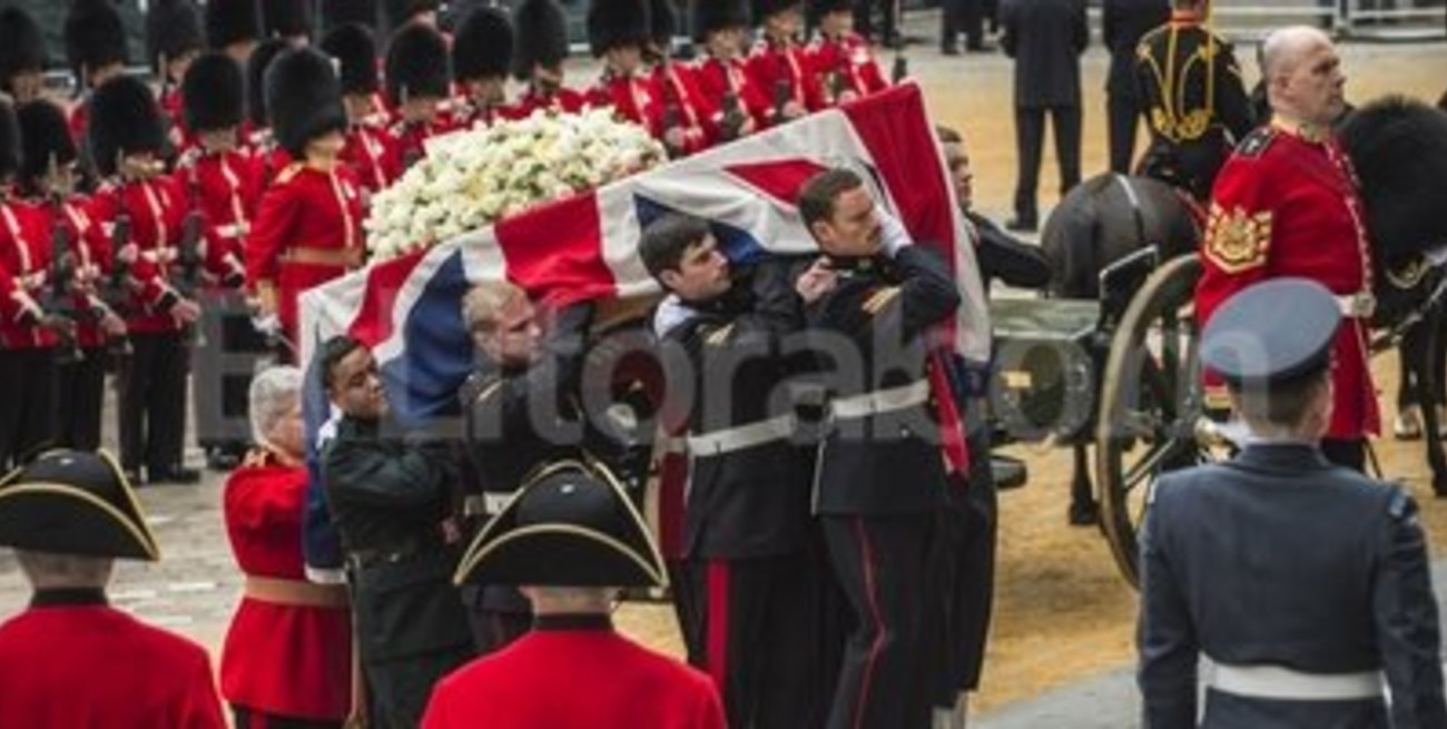 Sin presencia argentina, despidieron los restos de Margaret Thatcher