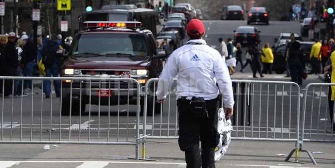 El terror vuelve a EEUU: tres muertos por bombas en un maratón