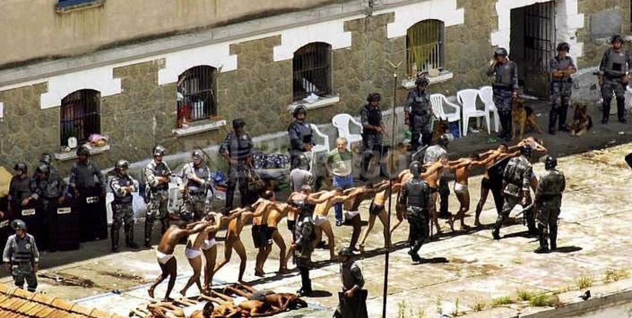 Condenan a 624 años de cárcel a 25 policías por la masacre de Carandirú