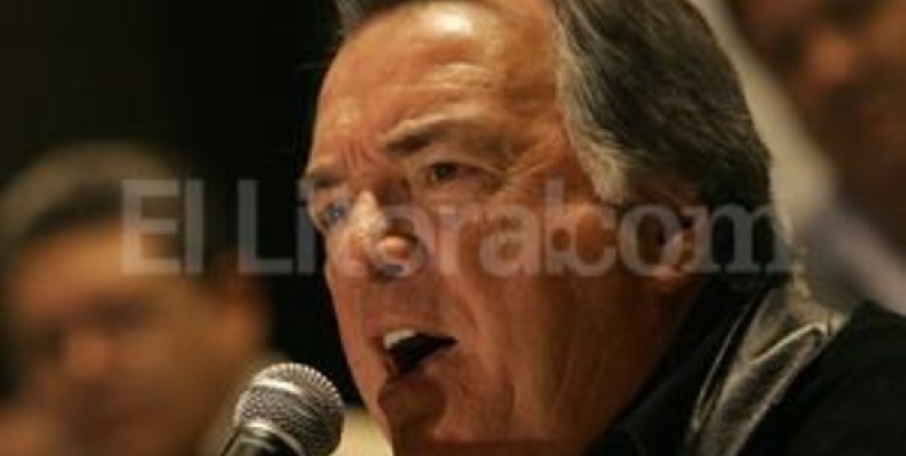 Barrionuevo: "Si no hay respuesta del gobierno, tendrá que venir un paro de 36 hs."