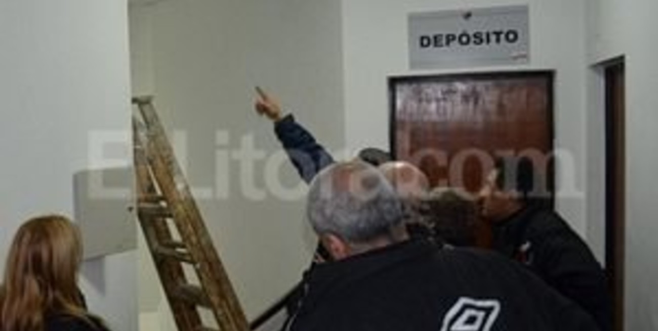 Robaron gran cantidad de indumentaria oficial en la utilería de Colón