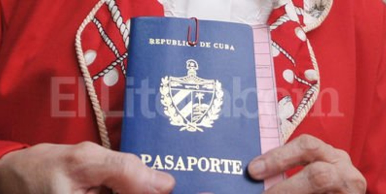 Los cubanos no precisan permiso para salir de la isla
