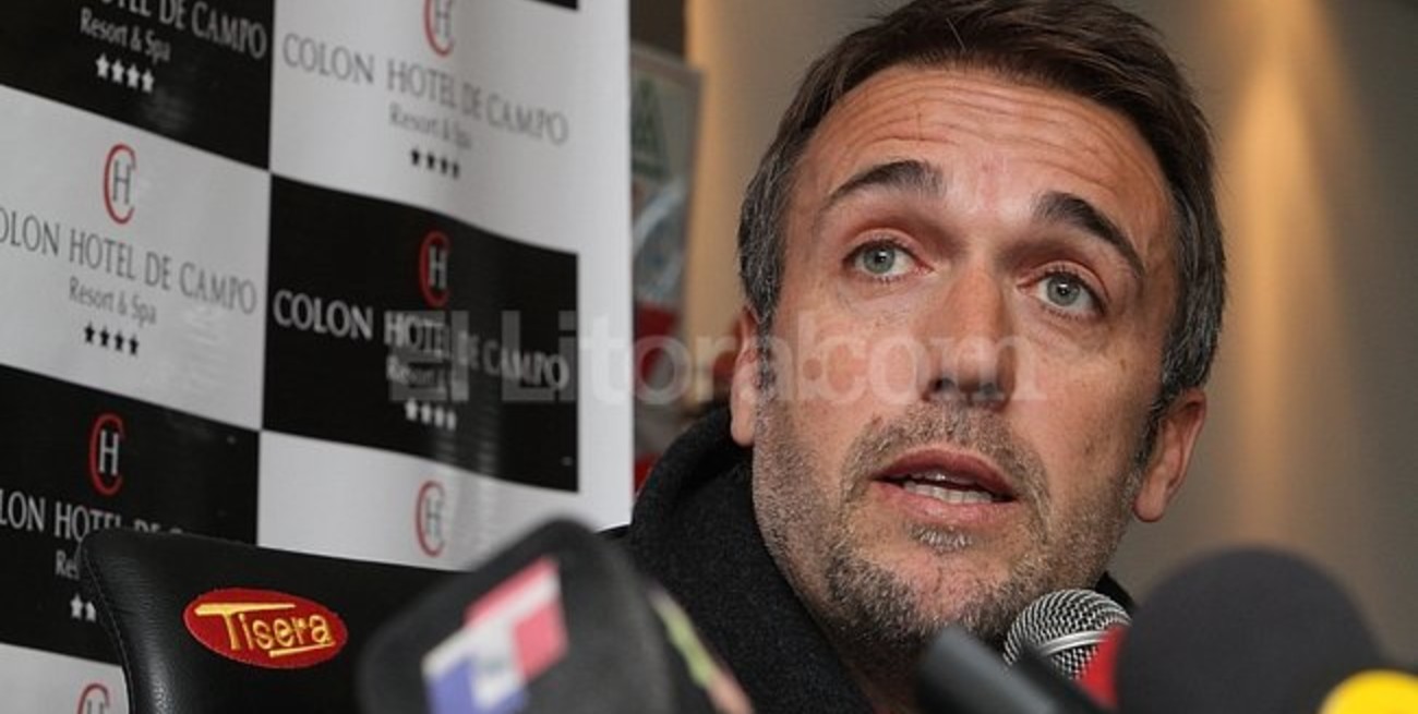 Batistuta se desvincula de Colón