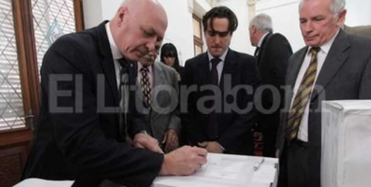 Hay un interesado en el traslado del puerto santafesino