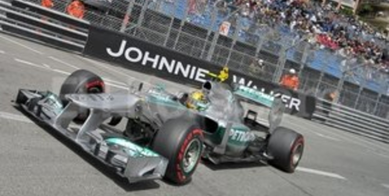 Rosberg obtiene la pole en Mónaco