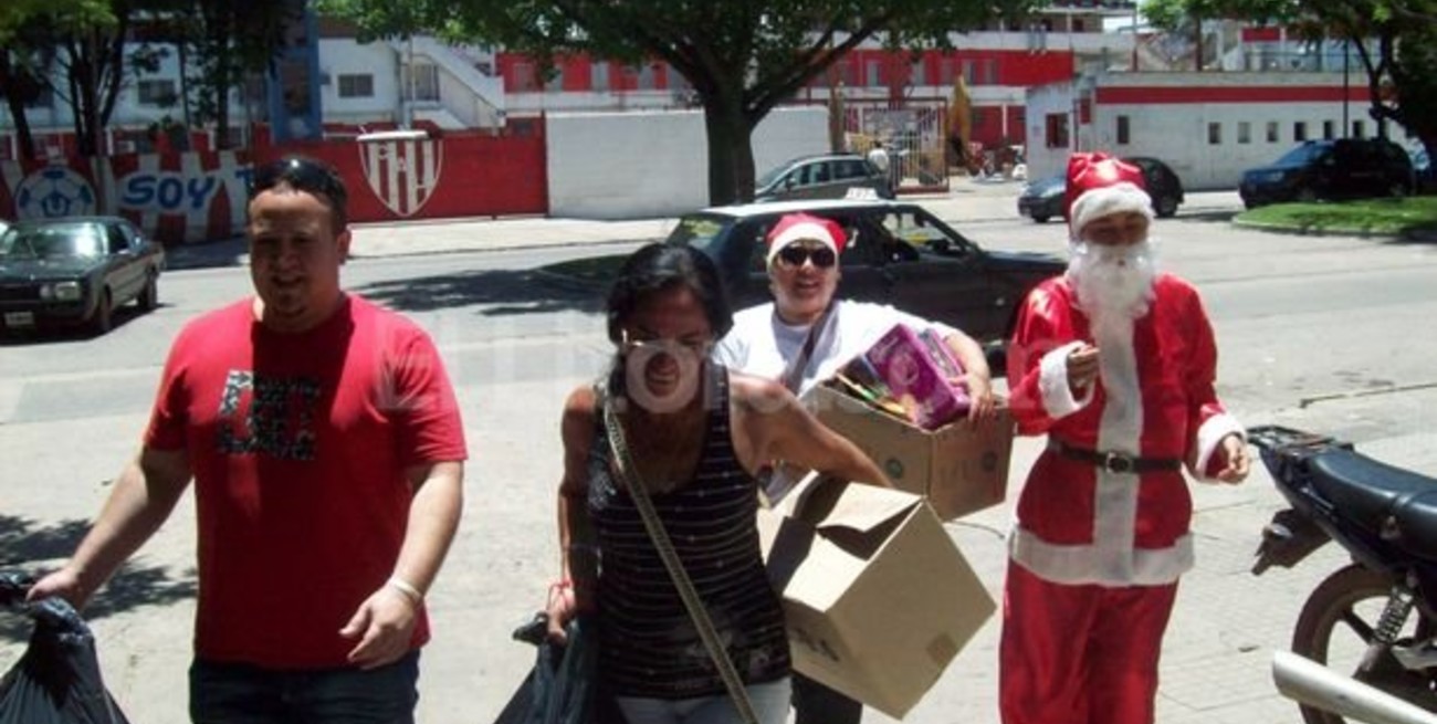 Papá Noel y la peña 'Coto' Correa