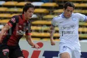 Colón volvió a perder y se agrava su situación