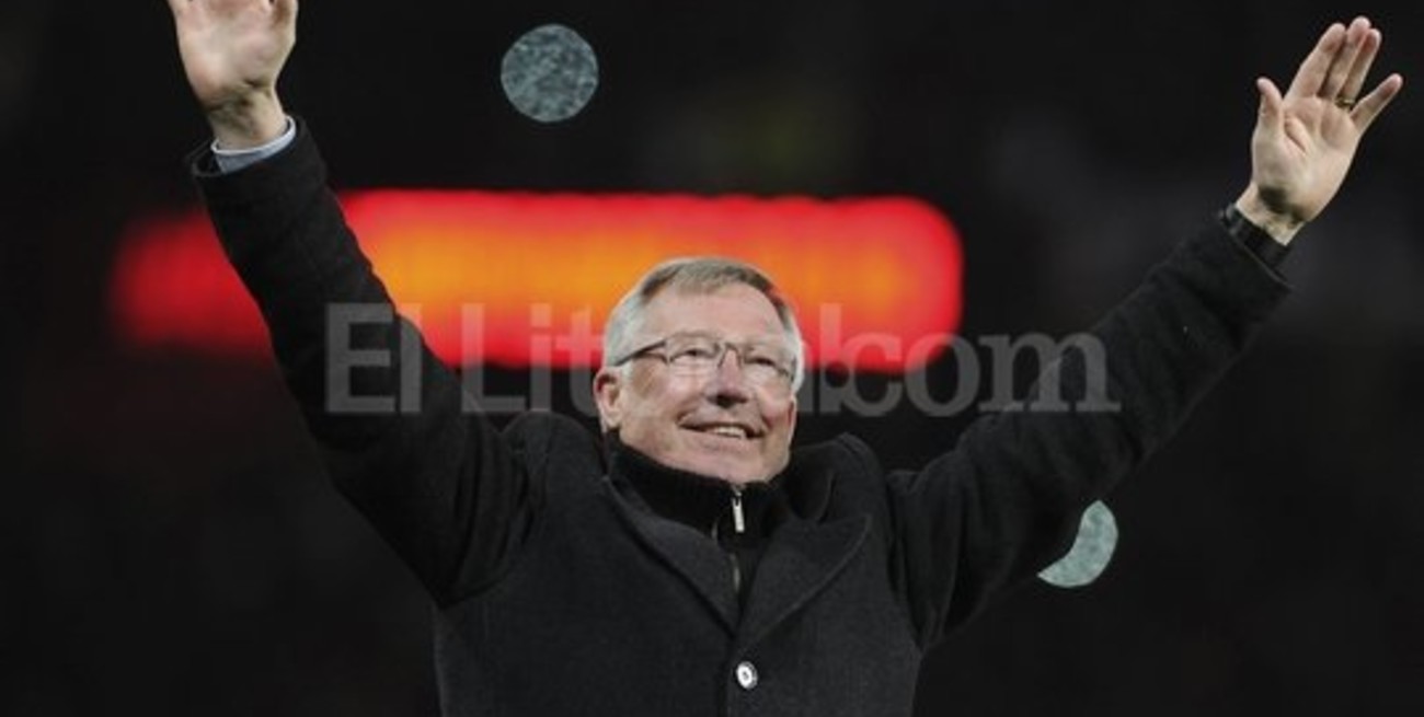 Tras 26 años, Ferguson deja de ser el DT del Manchester United