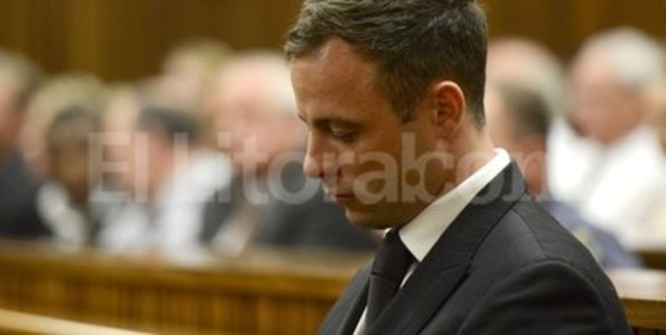 Pistorius, condenado a cinco años de prisión por la muerte de su novia