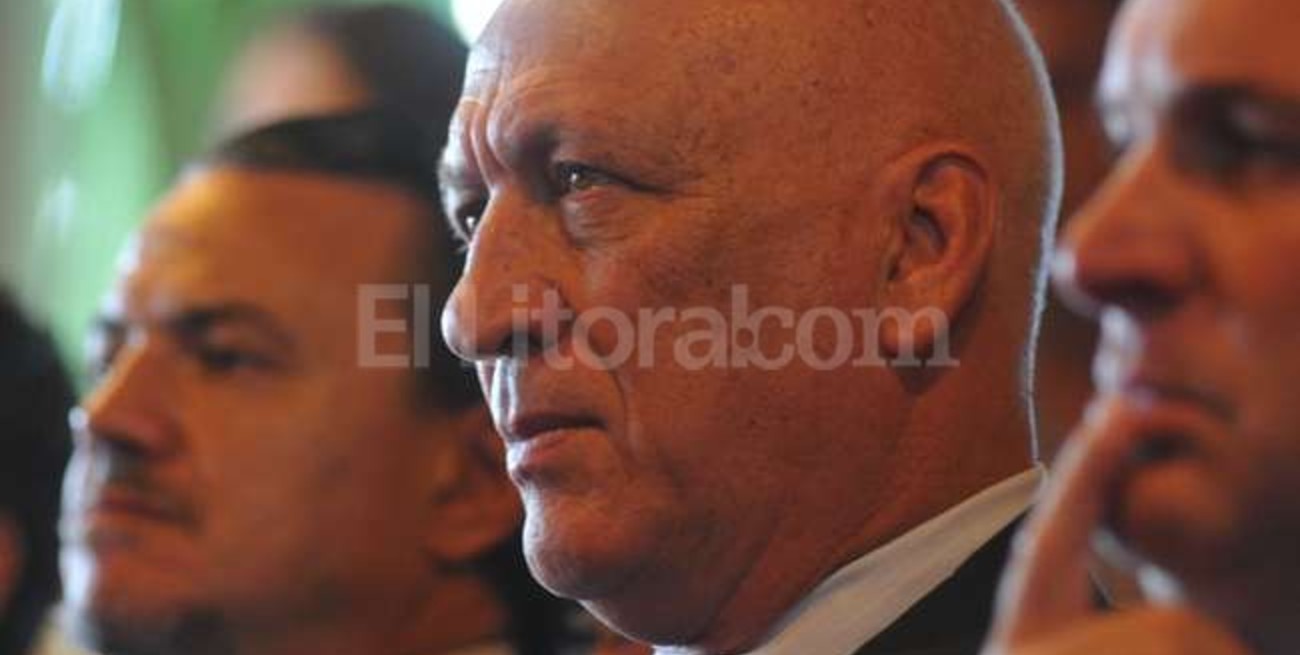 18 F: Bonfatti no va para "no quedar embarrado"