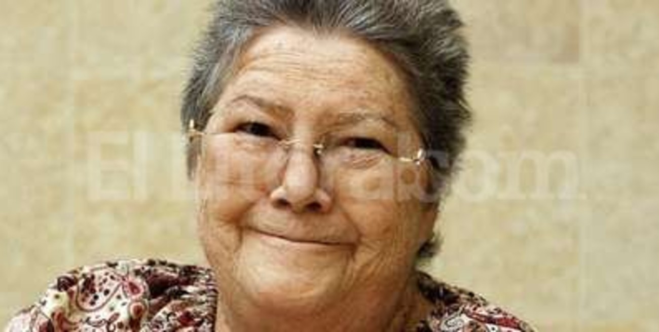 Murió Colleen McCullough, autora de 'El pájaro espino' 