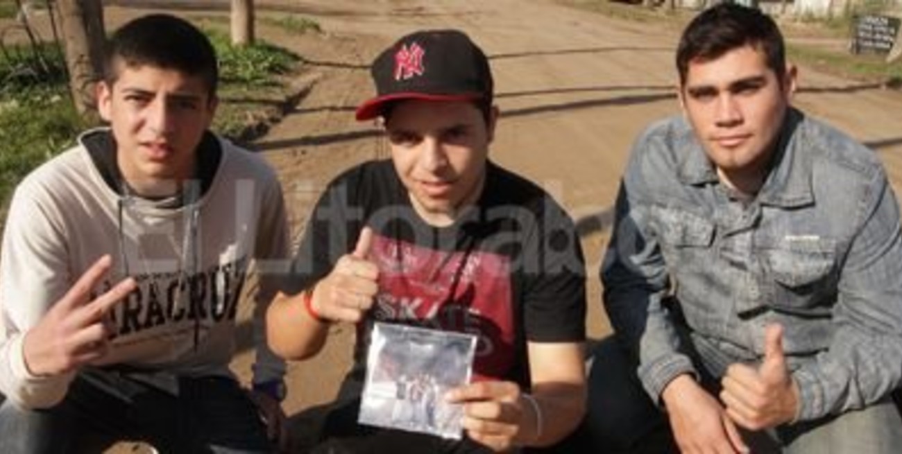 Miqueas, Milton y Alex: tres jóvenes de Alto Verde que le cantan a la paz