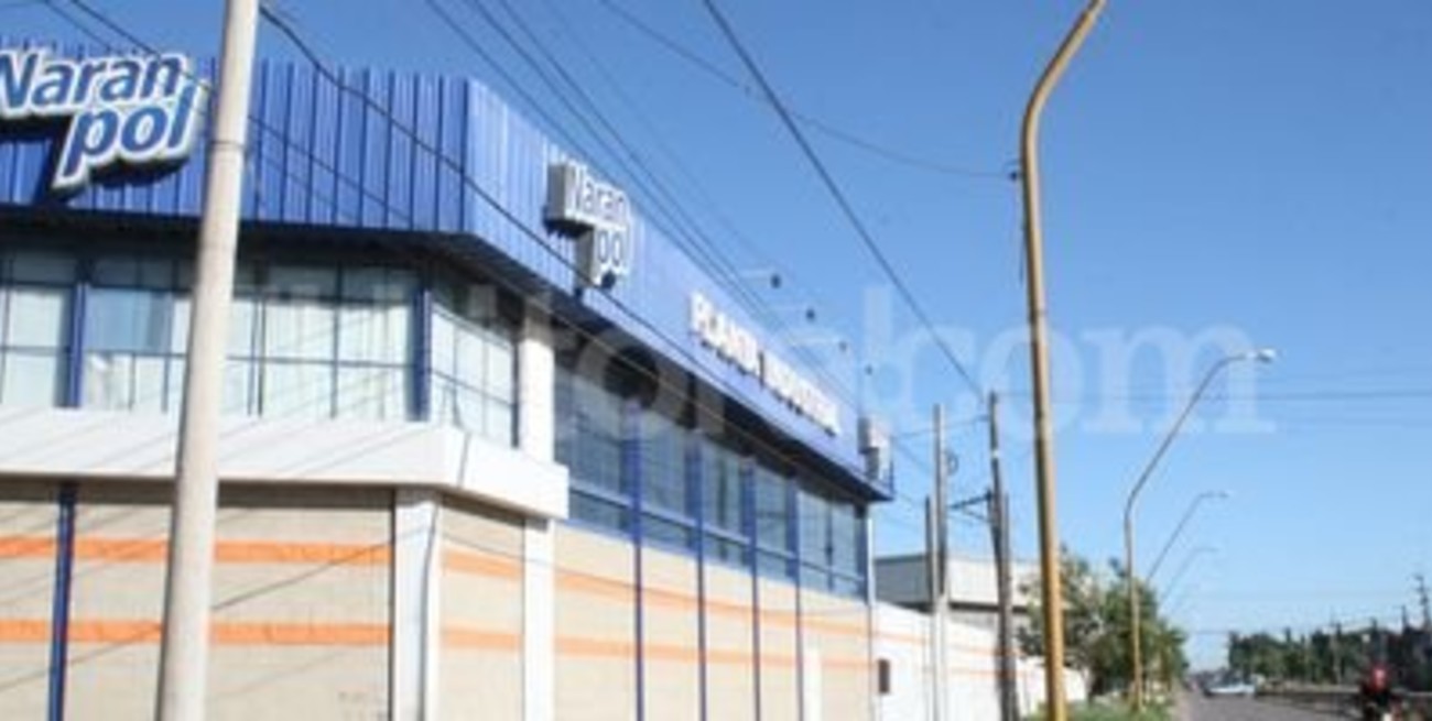 Naranpol Cooperativa  se aseguró dos años  más su planta fabril 