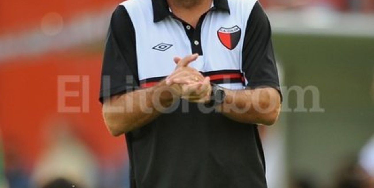 Ya llegó Ballini y se suma Pavón en Colón 