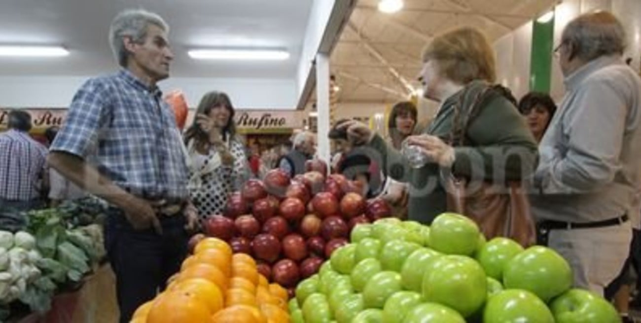 Buenas ventas, en el primer día del nuevo Mercado Norte