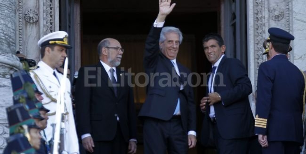 Tabaré asumió por segunda vez reivindicando la figura de Artigas