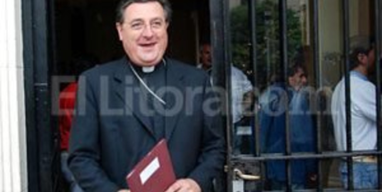 El papa Francisco nombro arzobispo de Rosario a monseñor Eduardo Martín