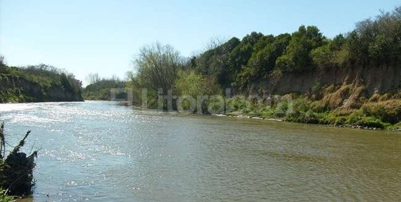  El río Carcarañá crece y amenaza varias localidades del sur provincial