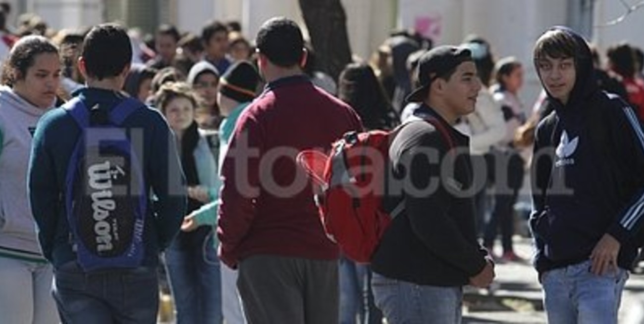 ¿Correr el inicio escolar para que los adolescentes duerman más?