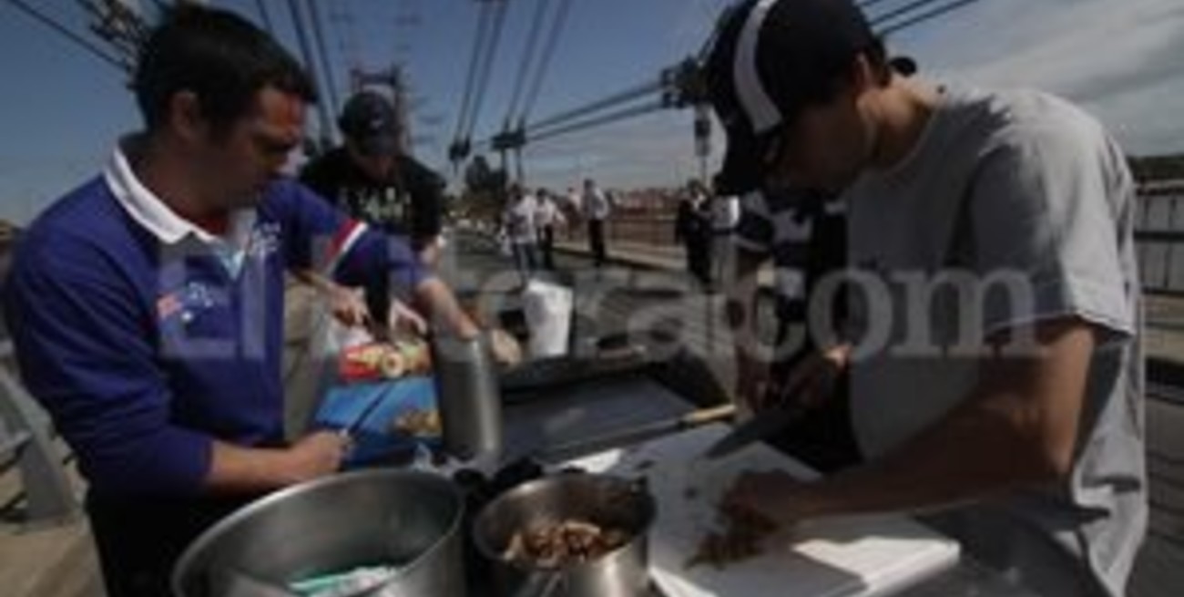 Manjares en el Colgante a beneficio del Alassia