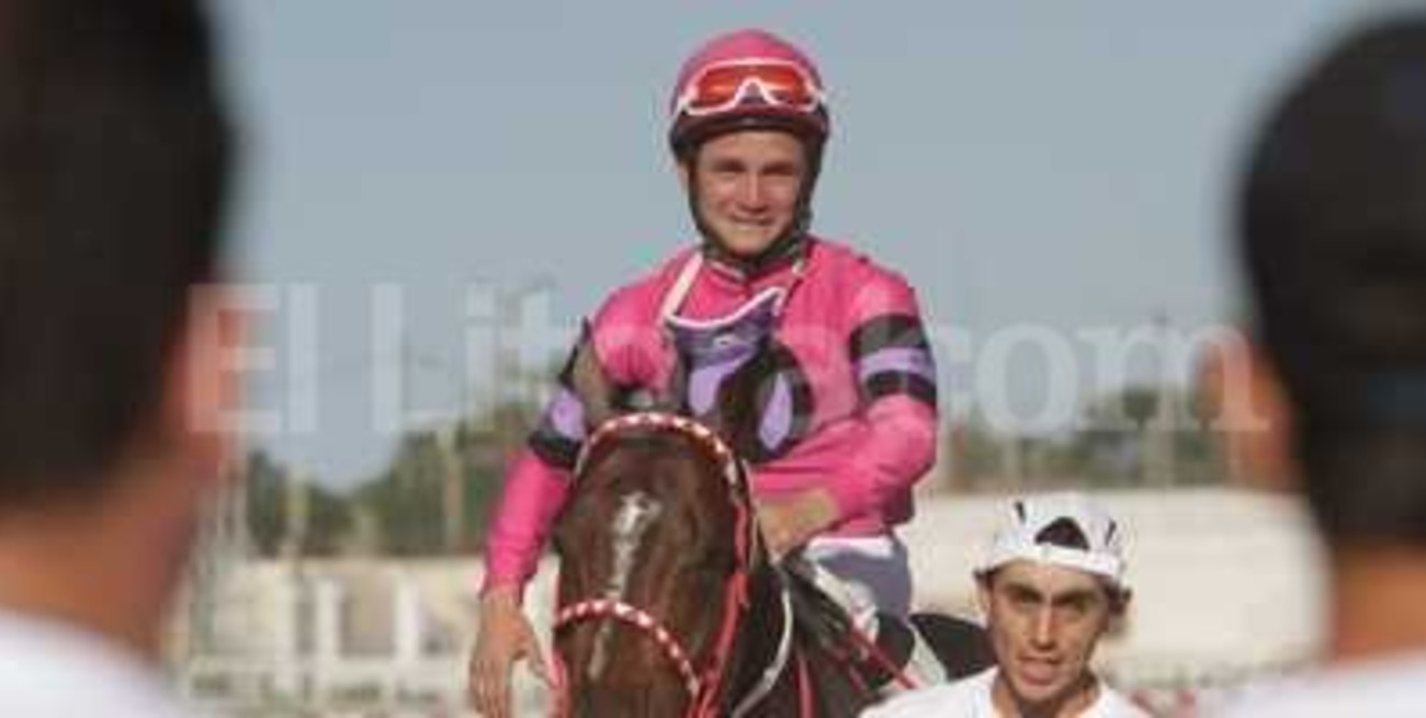 'Dieguito' Acuña se graduó de jockey