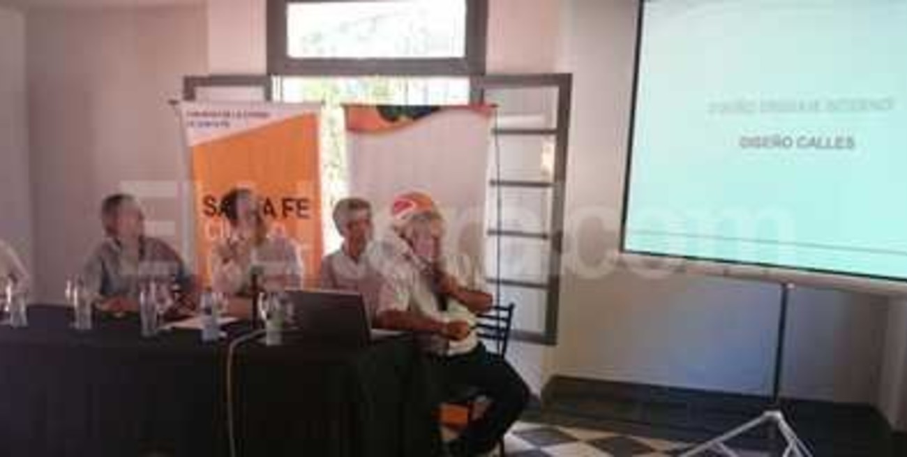 El INA entregó otro avance del Plan de Desagües de la Costa