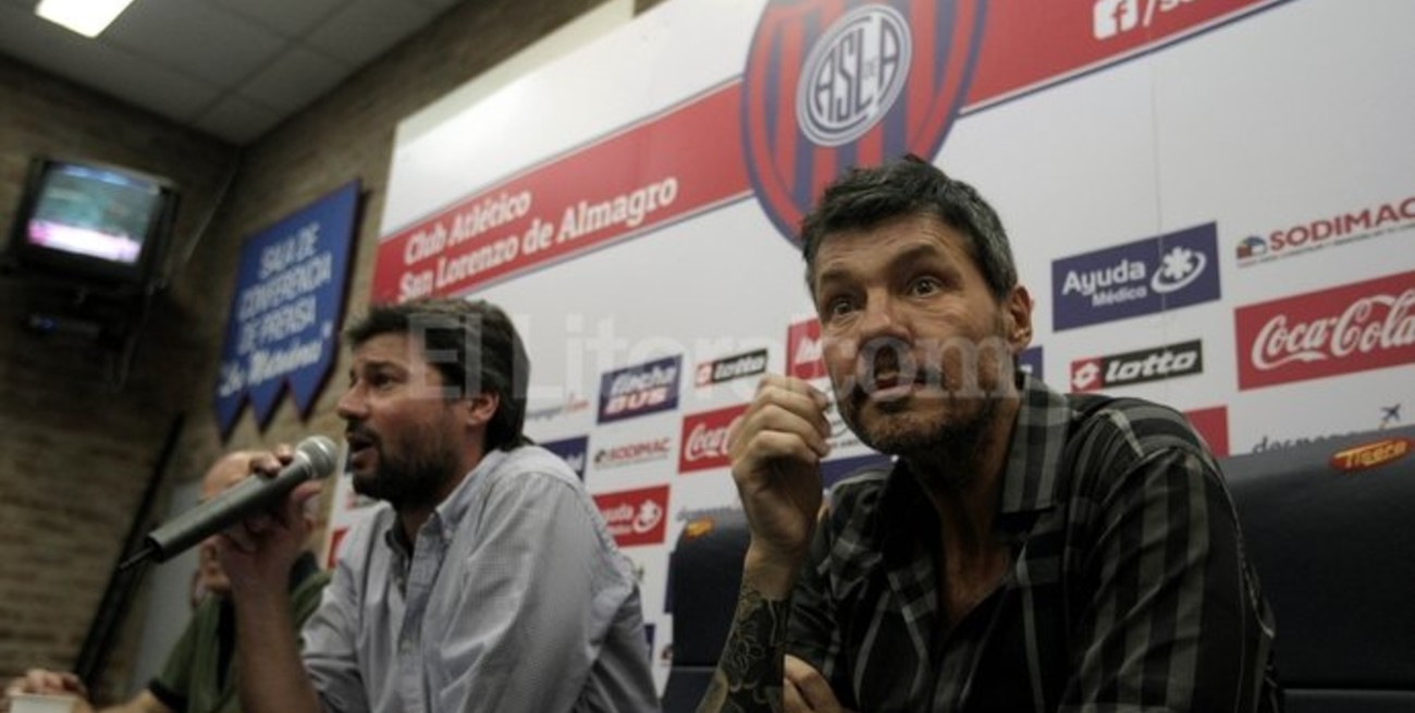 Tinelli: "Le vamos a llevar la copa al Papa"