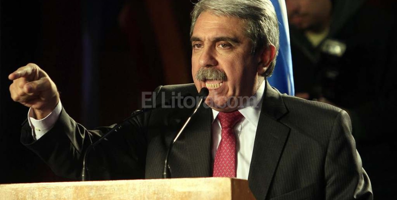 Aníbal desafió a Carrió a hacerse una rinoscopía