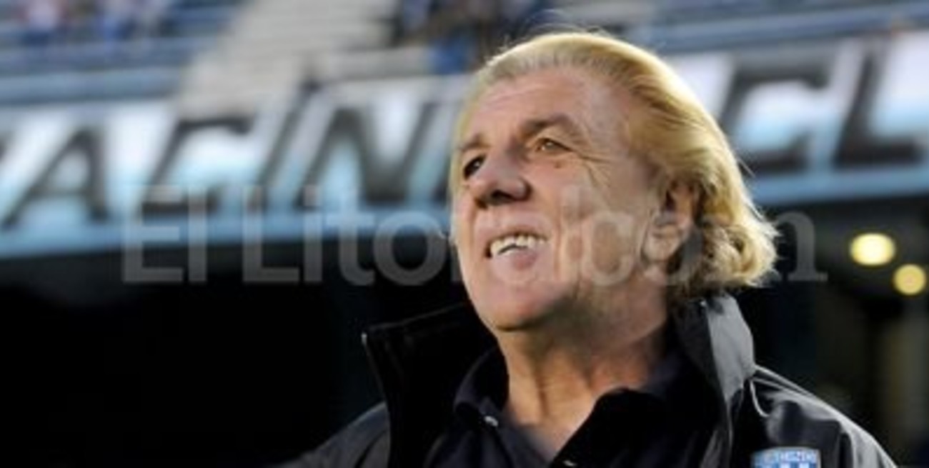 'Mostaza' llega, firma y empieza a entrenar