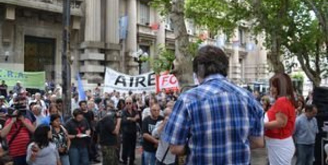 Marcharon en Rosario para apoyar al periodista Germán de los Santos