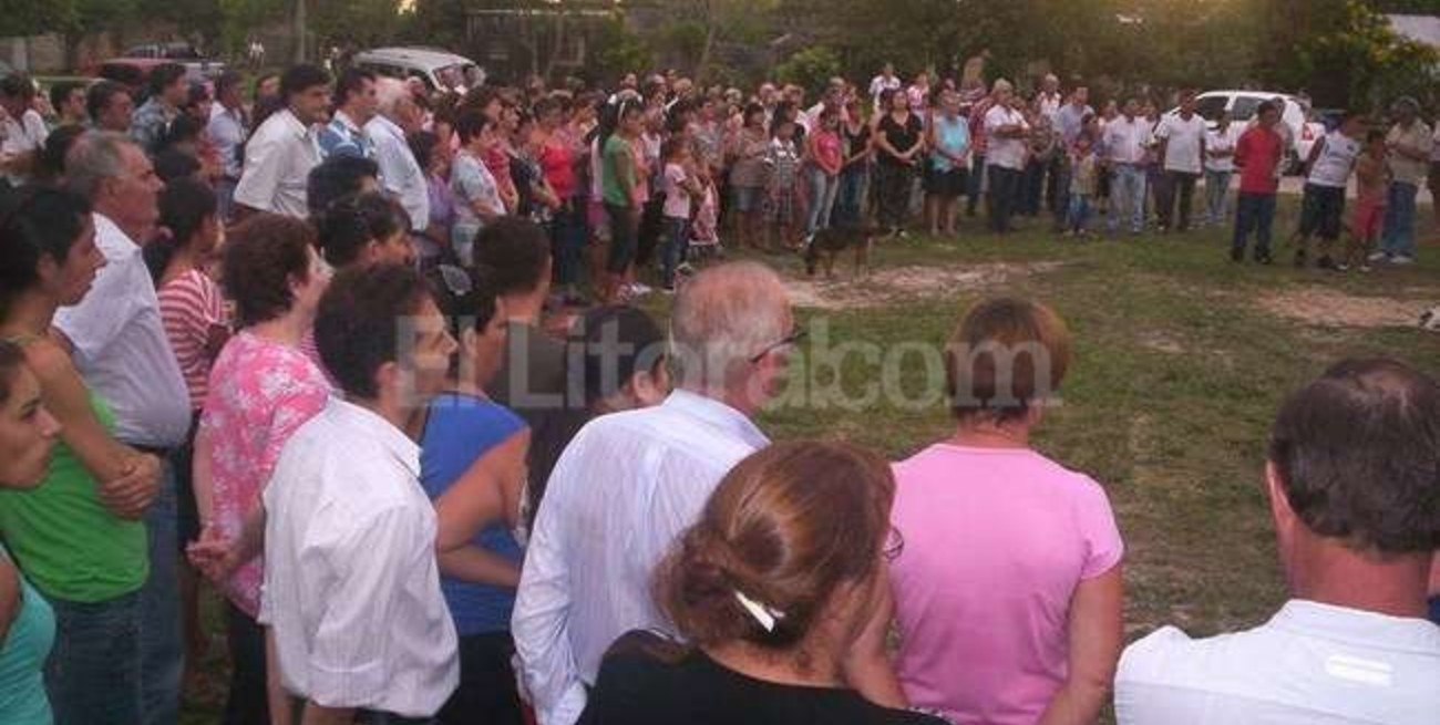 Villa Ocampo reclamó justicia por el atroz crimen de Carmen Encina