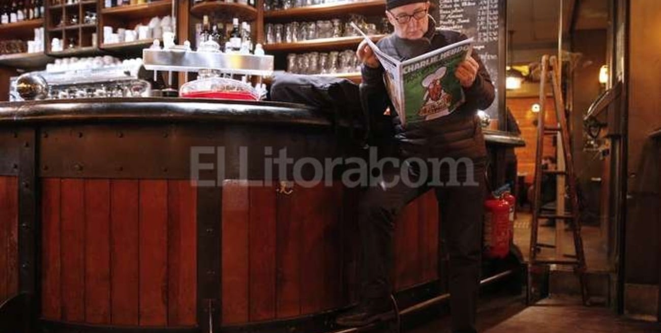 Charlie Hebdo agotó tirada y lanza 2 millones de ejemplares más