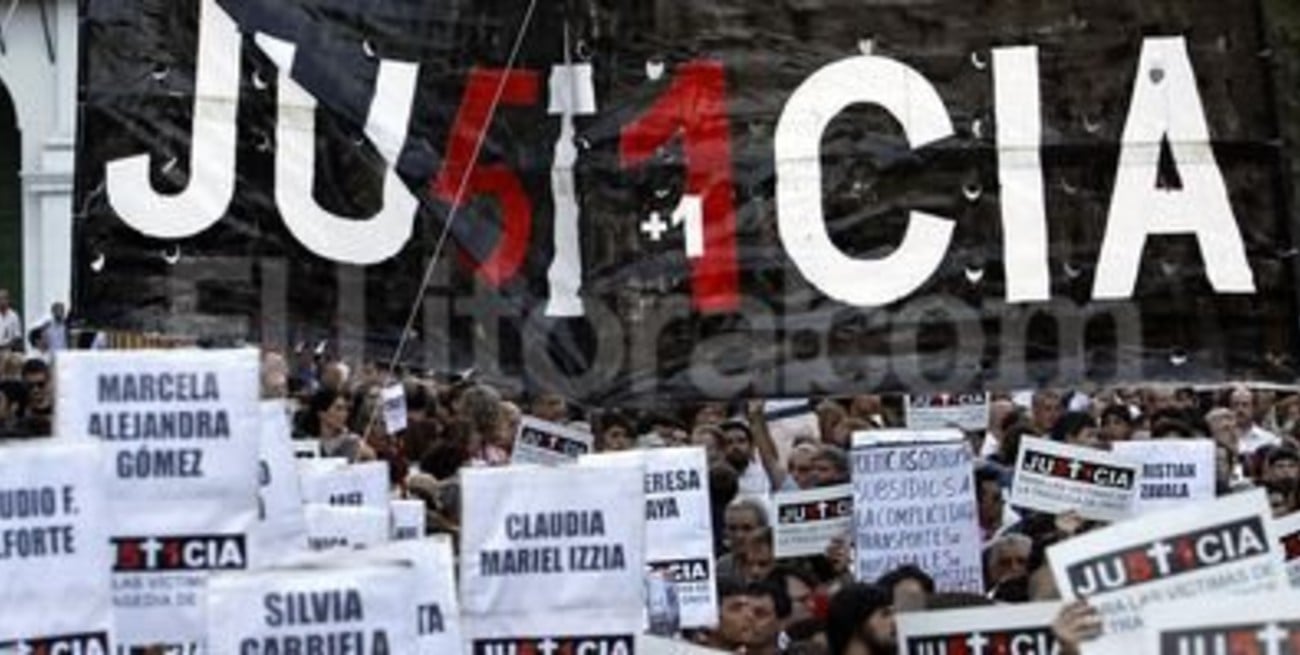 Realizan diversos actos por la tragedia de Once 