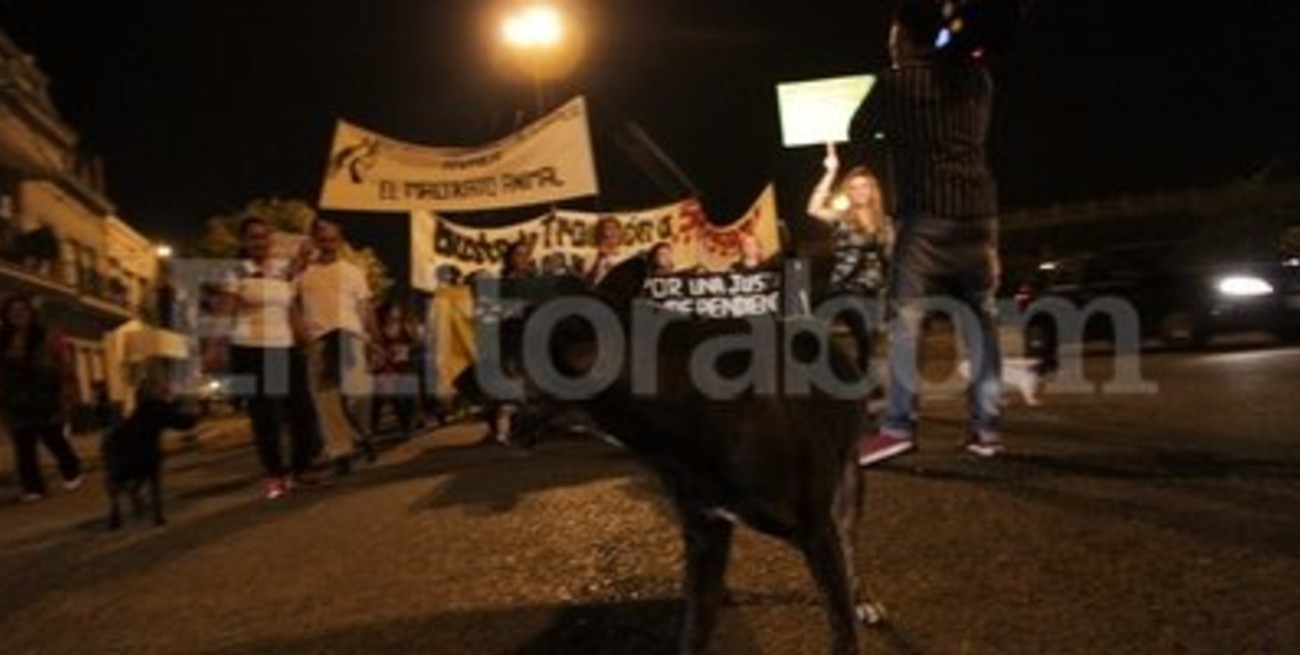 Cientos de santafesinos le dijeron "no" al maltrato animal